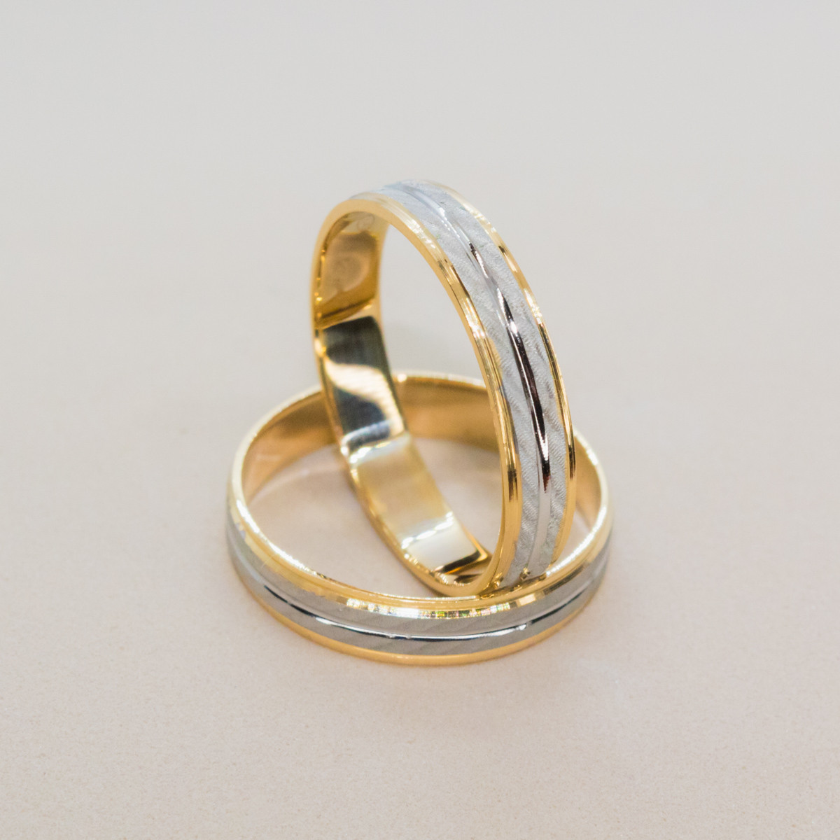 Alianza facetada 4 mm (60710)