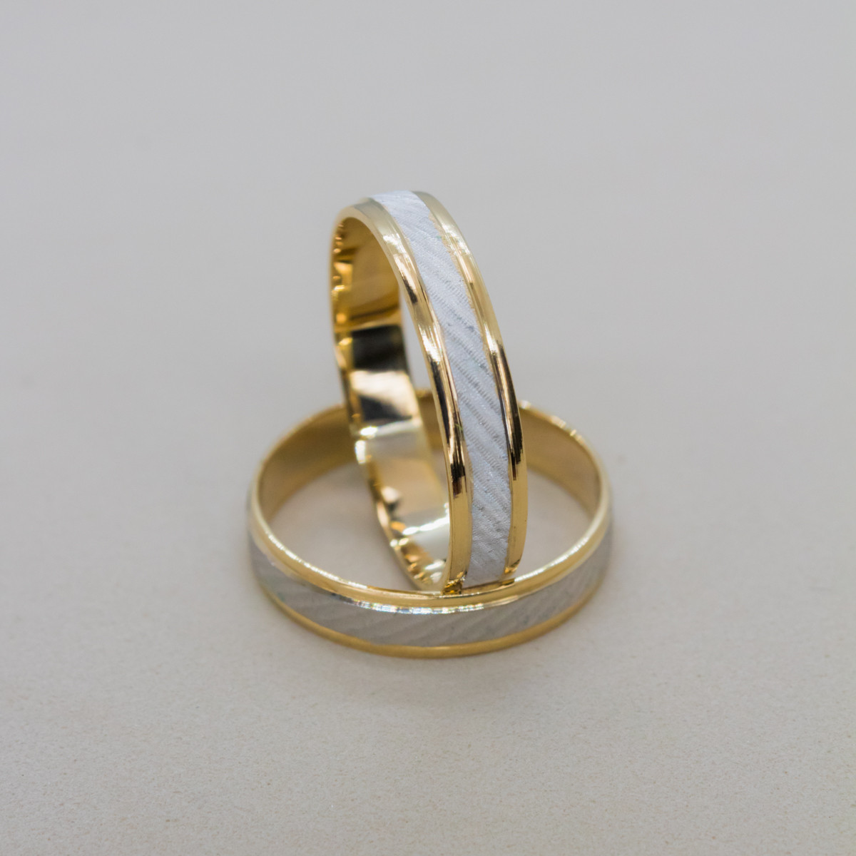 Alianza facetada 4 mm (60714)