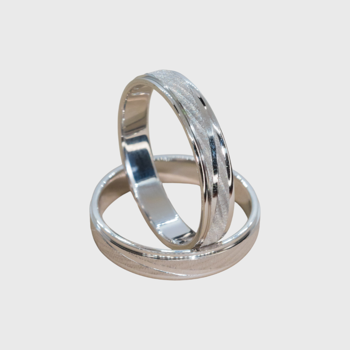 Alianza facetada 4 mm (4-AR329)